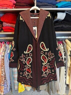 Vertigo Paris black/maroon/tan print hooded open front cardigan size S NWT